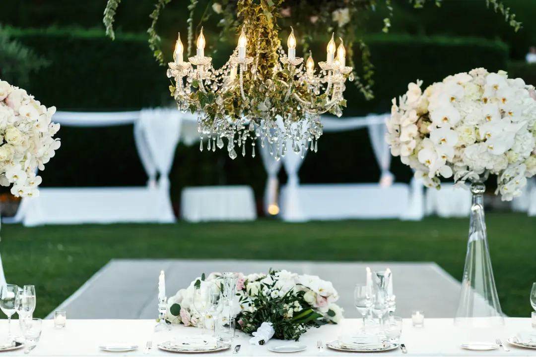 ChandeliersPavilion events and more tents for events, led screens and mobile toilets for events