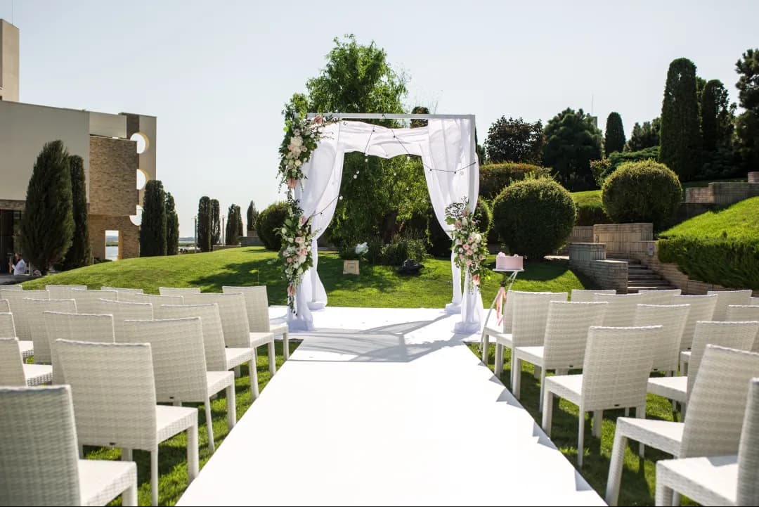 Custom LayoutsPavilion events and more tents for events, led screens and mobile toilets for events