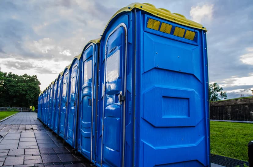 VIP Mobile ToiletsPavilion events hire  pagola canopy marquee tents  for events, led screens and mobile toilets for events exhibition booth